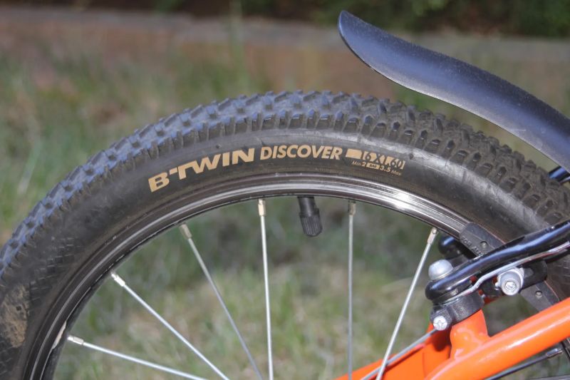 Btwin Robot500 16 palců oranžové velmi dobrý stav