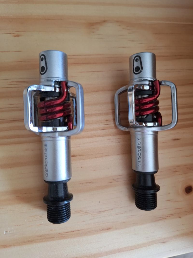 Zánovní pedály Crankbrothers 