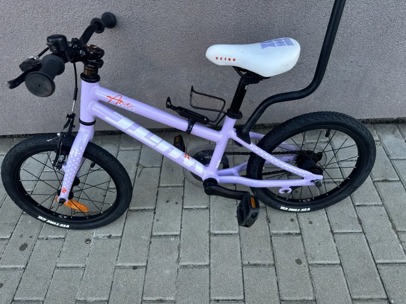 Lehké dětské kolo White Ane 160 XC – podobné jako Woom a Beany