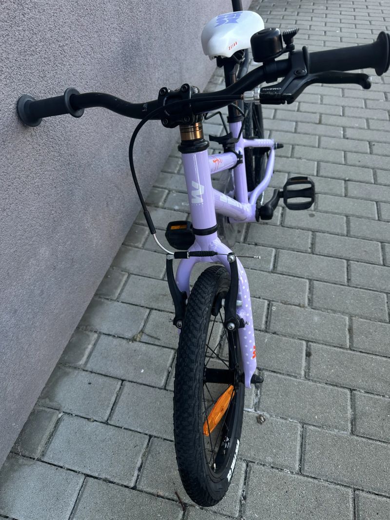 Lehké dětské kolo White Ane 160 XC – podobné jako Woom a Beany