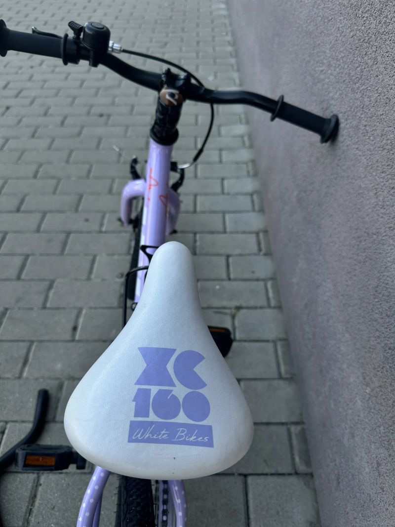 Lehké dětské kolo White Ane 160 XC – podobné jako Woom a Beany