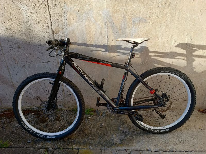 Rock Machine 26"