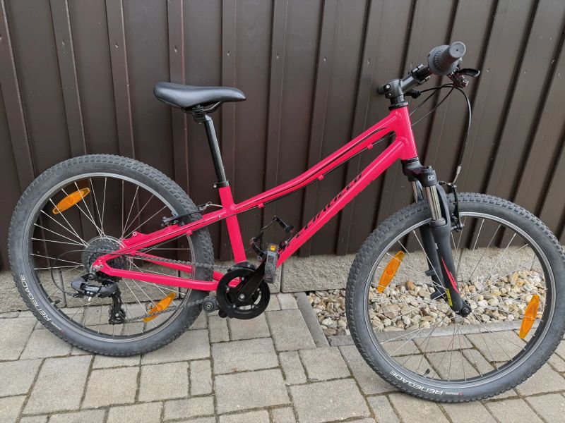 Specialized Hotrock 24