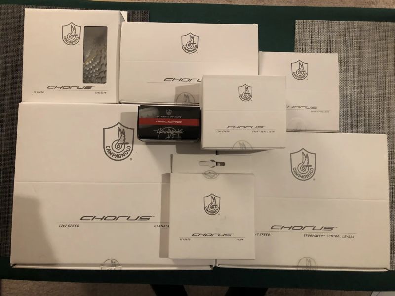 Silniční sada Campagnolo Chorus 12s