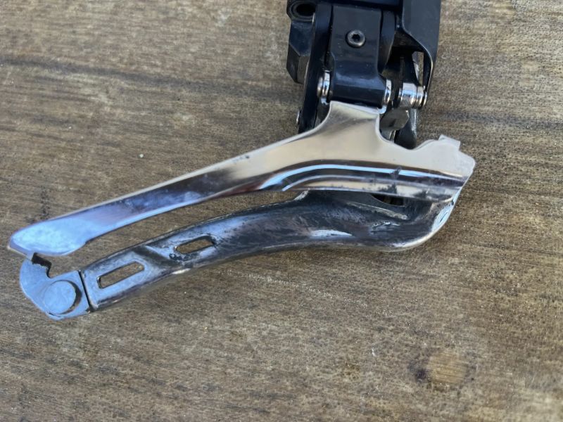 Presmykac Shimano Ultegra Di2 2x11s typ FD-R6870