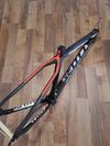 NOVÝ karbonový rám Scott Scale / 29er / vel.S, M, XL / pev. osa 12x142mm / včetně karbonové sedlovky