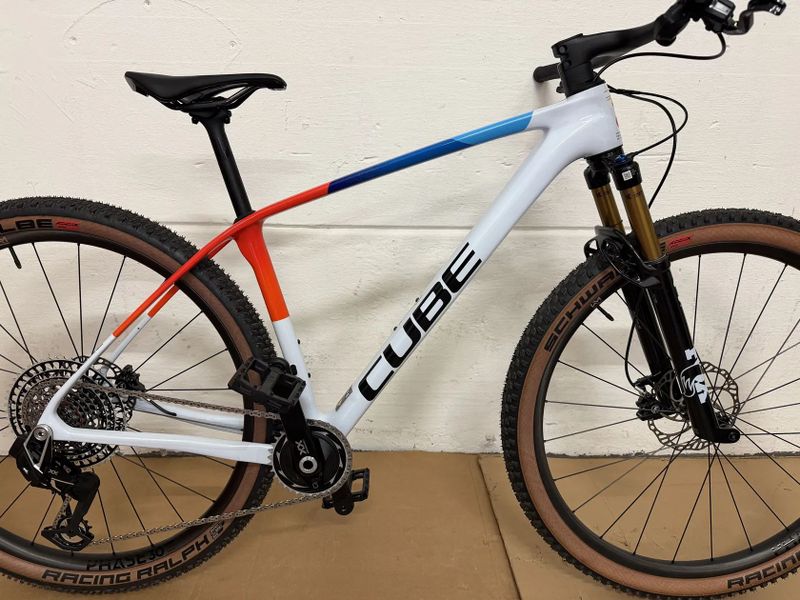 Cube Phenix C68X SLT vel. M