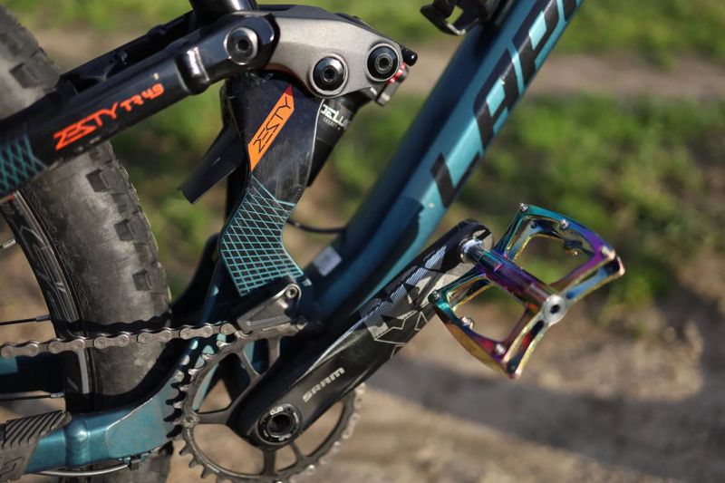 Lapierre Zesty TR 4.9 – s novou vidlicí FOX 36 (2025)