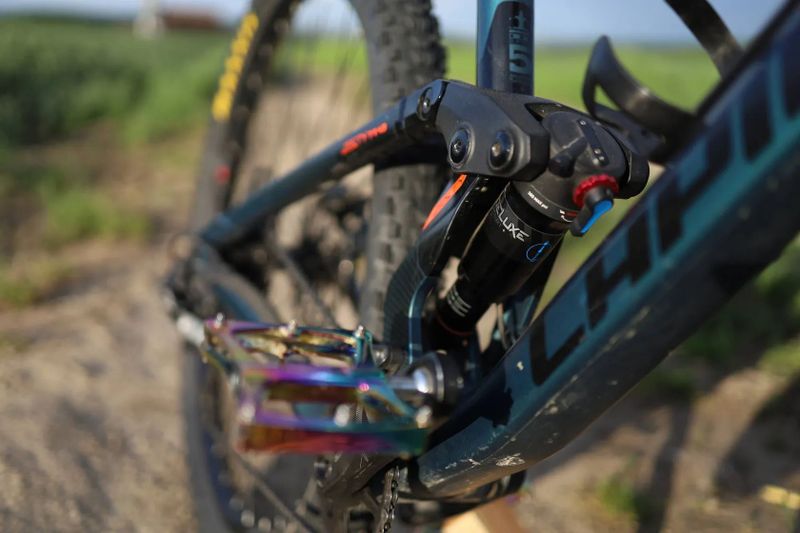 Lapierre Zesty TR 4.9 – s novou vidlicí FOX 36 (2025)