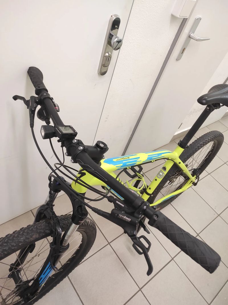 Specialized Pitch Sport 27.5 (L) horské kolo