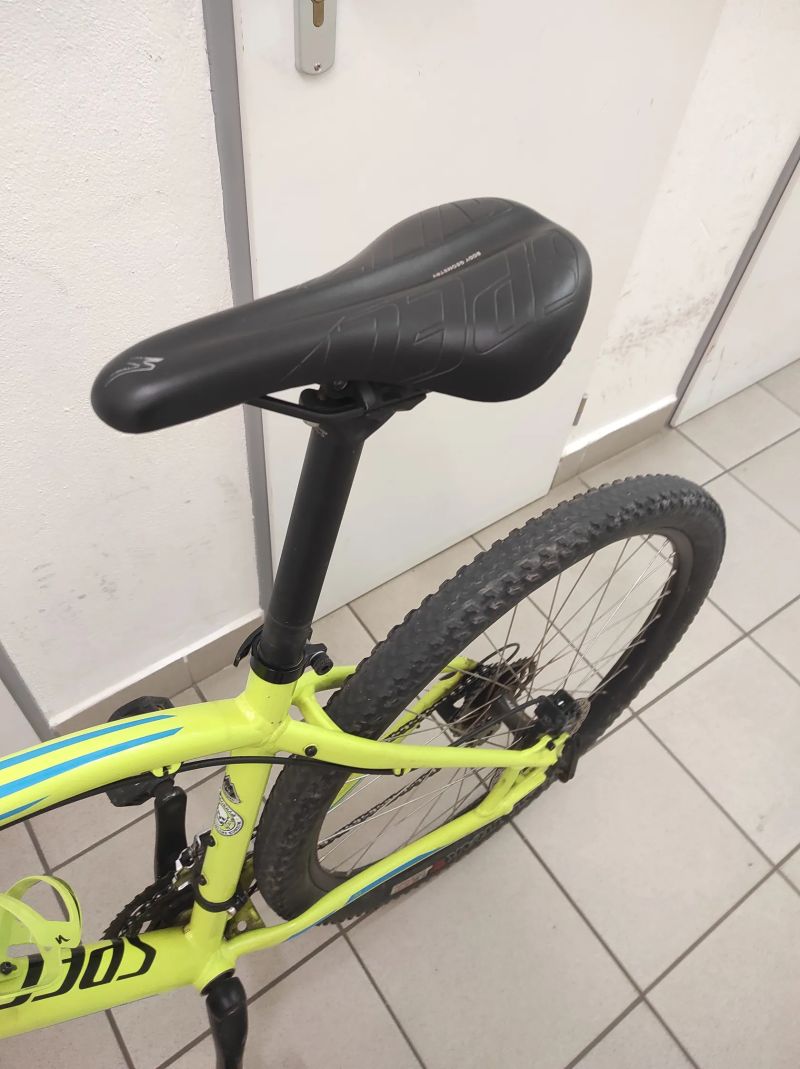 Specialized Pitch Sport 27.5 (L) horské kolo