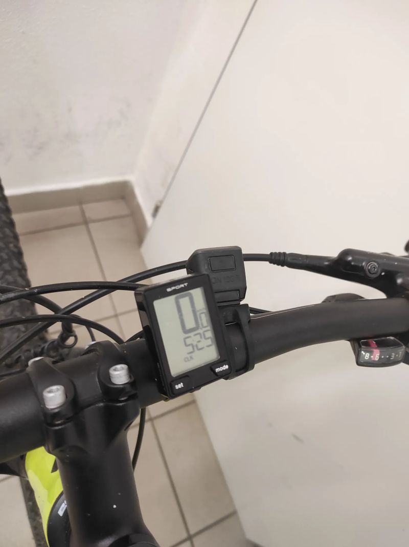 Specialized Pitch Sport 27.5 (L) horské kolo
