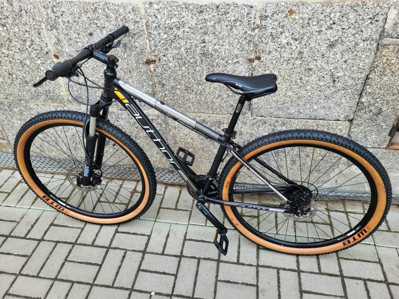 AUTHOR 29" DEORE 3x9/RST GILA LO/WTB - vel.S - 16"
