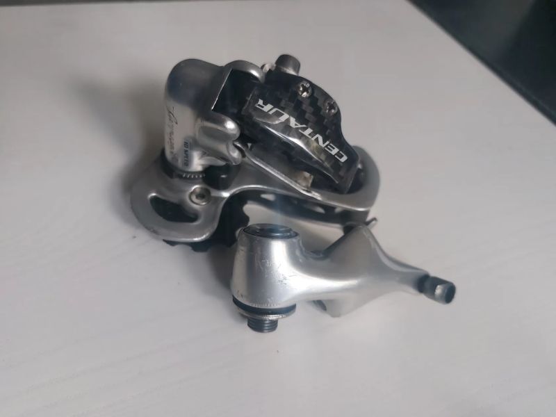 Přehazovačky a přesmykač Campagnolo 