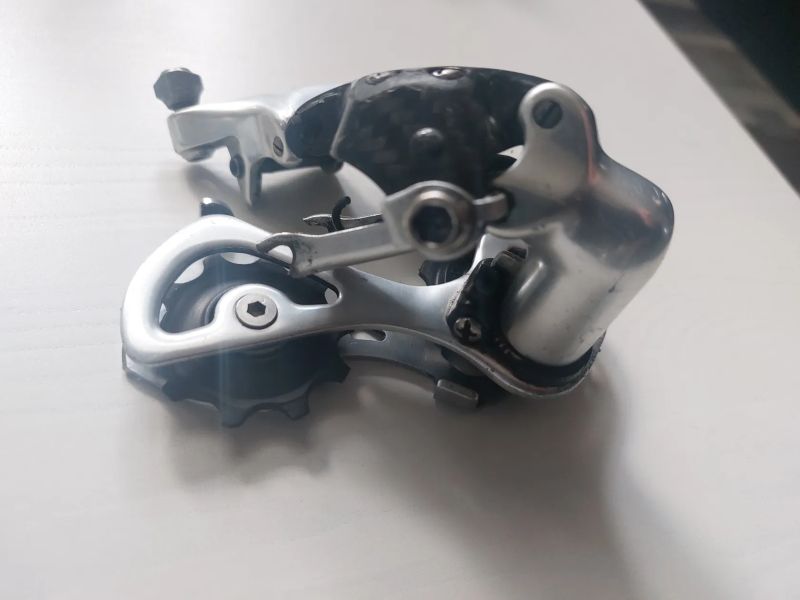 Přehazovačky a přesmykač Campagnolo 