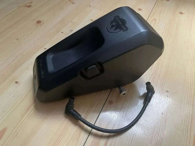 Zánovní externí baterie Rocky Mountain Overtimepack 2.0 314 Wh