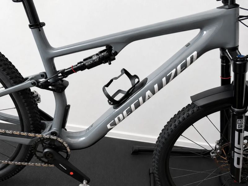 Specialized Epic 8 Comp - najeto 150km (záruka do 12/2027)