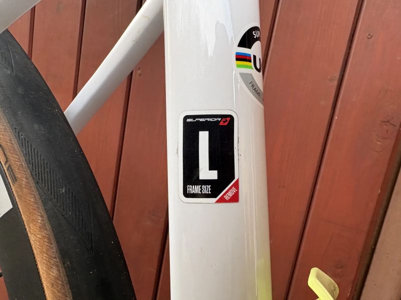 Superior X-ROAD Team Issue Di2