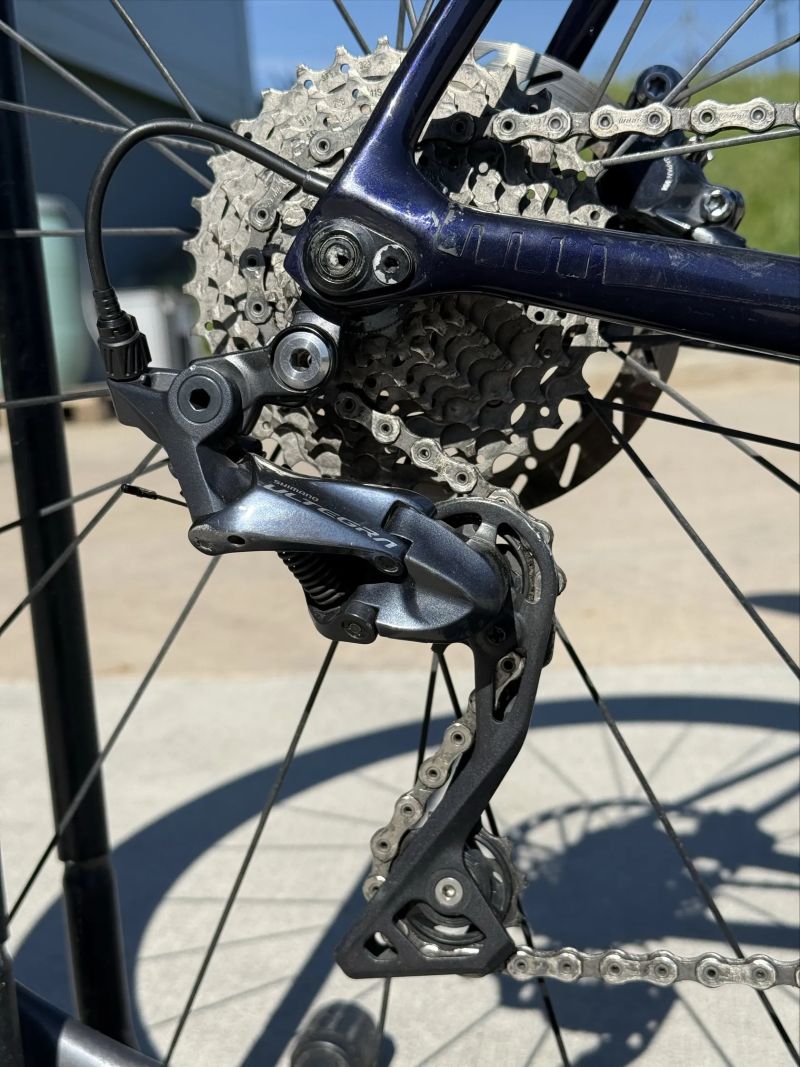 Basso Venta, Ultegra 11sp, Black Inc Forty five