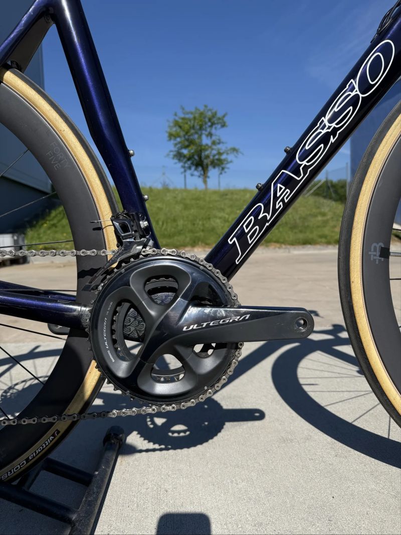 Basso Venta, Ultegra 11sp, Black Inc Forty five
