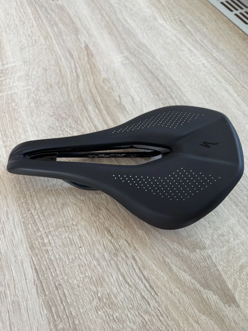 Sedlo Specialized POWER Comp black - 143mm