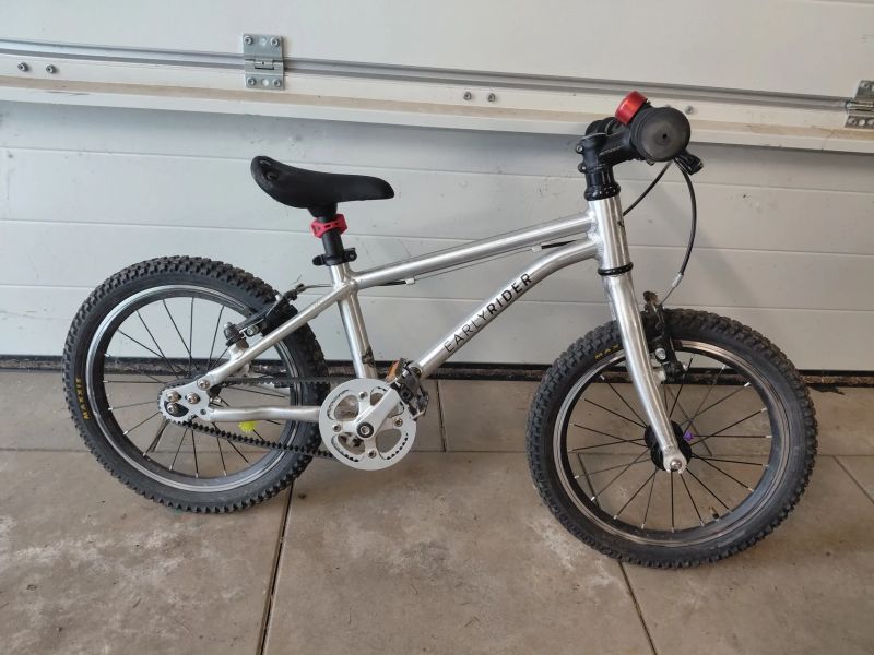 Early Rider 16