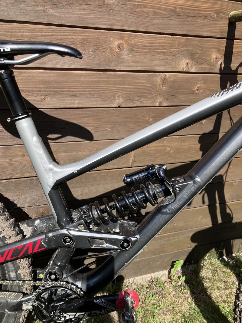 Commencal Clash Race 27,5 vel. L