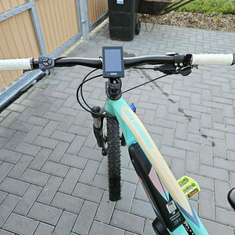 Apache Yamka MX – dámské elektrokolo, Bafang M400, RockShox Recon