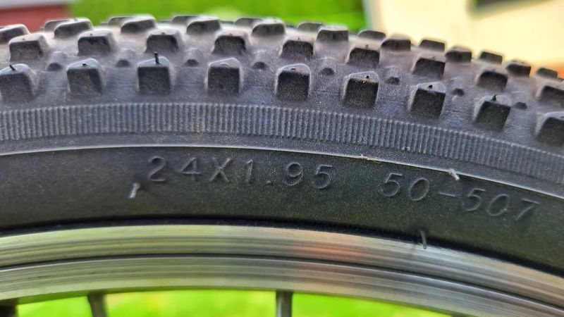Giant XTC Jr 24