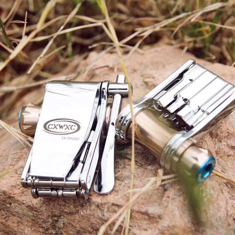 Bike Tool Mini 16 v 1 – multifunkční nástroj s CO₂ huštěním