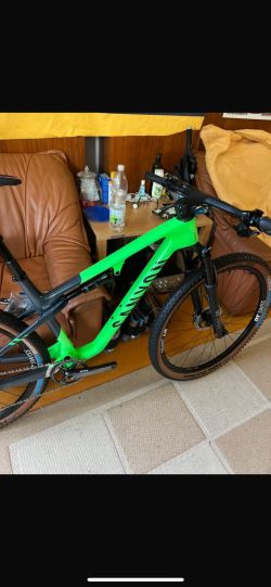 Canyon Lux CFR