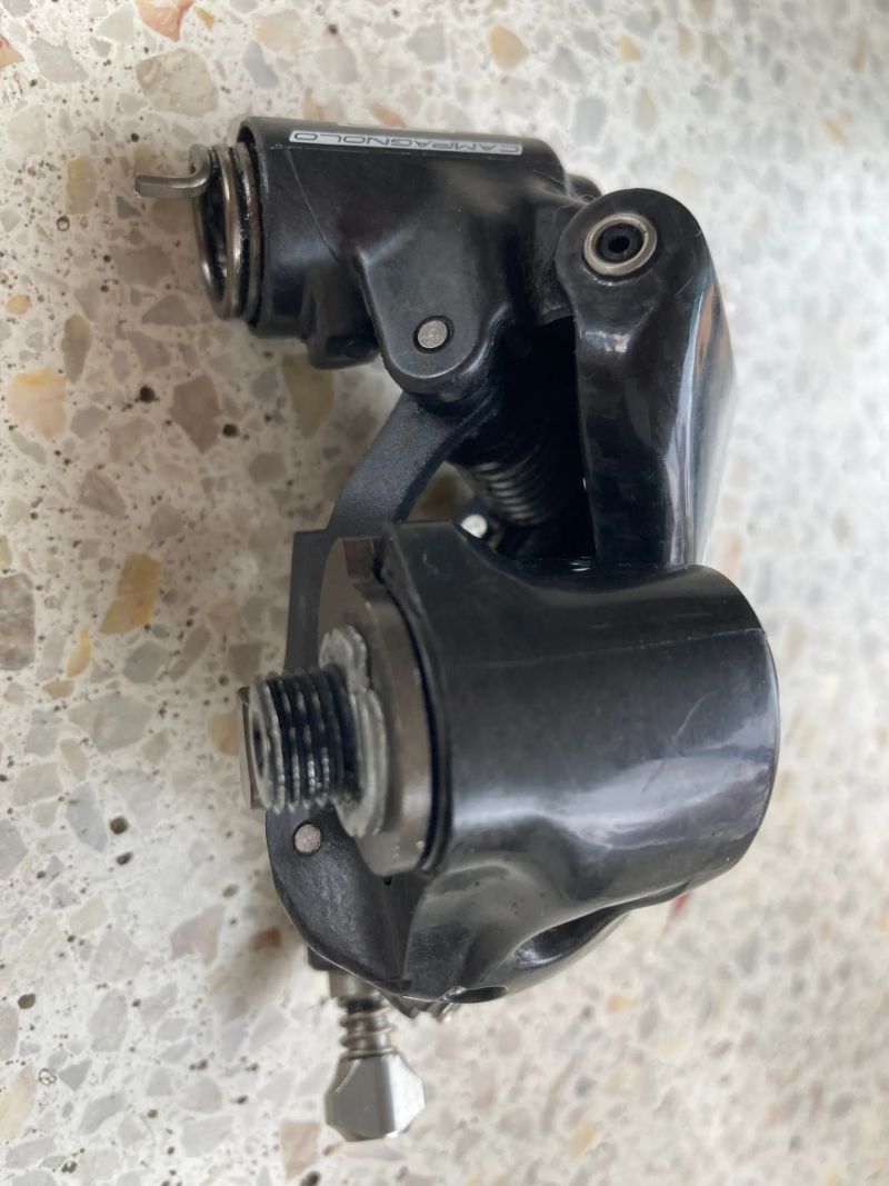 Prodám přehazovačku Campagnolo Chorus 11s, vodítko Ceramicspeed a krátké + kladky