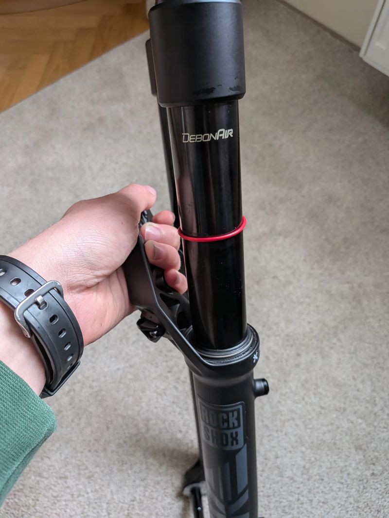 NOVÁ RockShox Pike Select RC 2026 (140mm / 29" / 44 Rake)