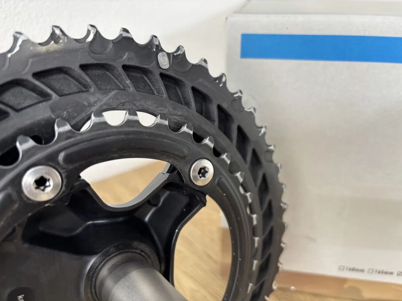 Kliky Shimano 105 12s 50/34 170mm