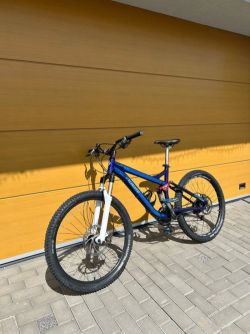 Specialized Pitch