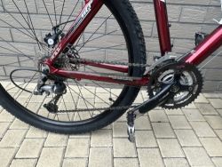  Felt Q900