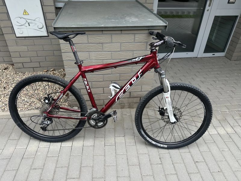 Felt Q900