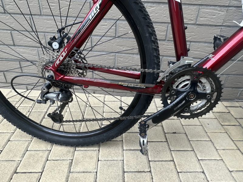  Felt Q900