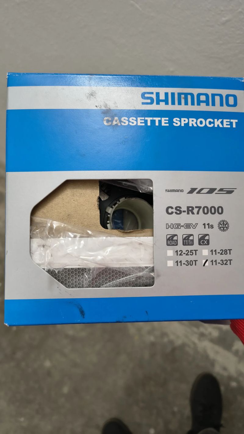 Shimano 105, 11speed,11-32 zubu, jeta 1500km