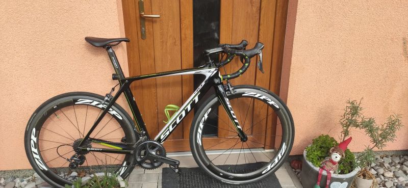 Aero silniční kolo Scott Foil 40 – Velikost 54 (M) | Zipp 60 | Ultegra