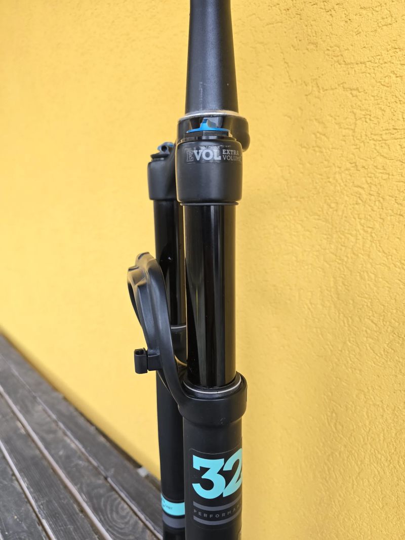 vidlice FOX 32 SC 100mm