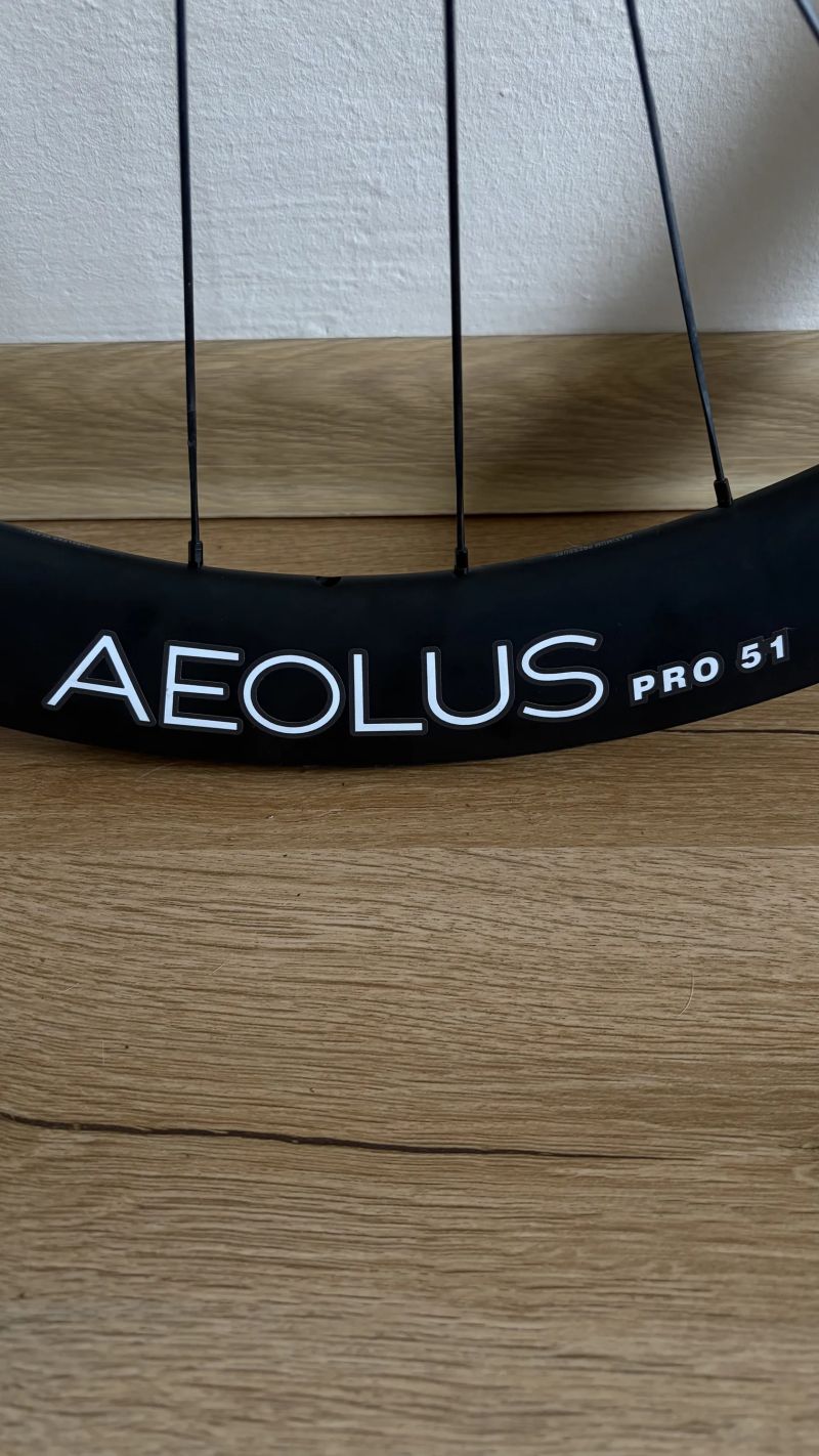 Bontrager Aeolus Pro 51 TLR Disc