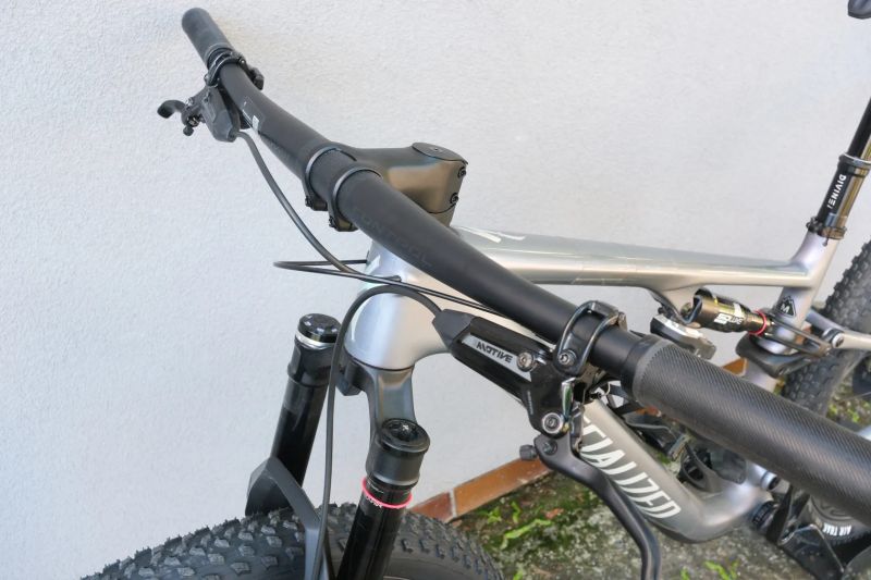 Predám horský karbon. bicykel Specialized Epic 8 Pro M