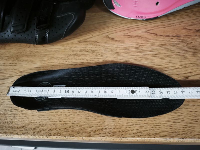 silniční tretry RAPHA a GIRO vel.43 A 42,5