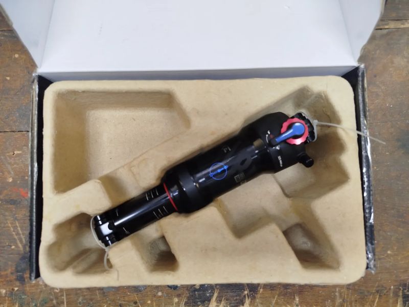 Rock Shox Deluxe Select+ 210x50