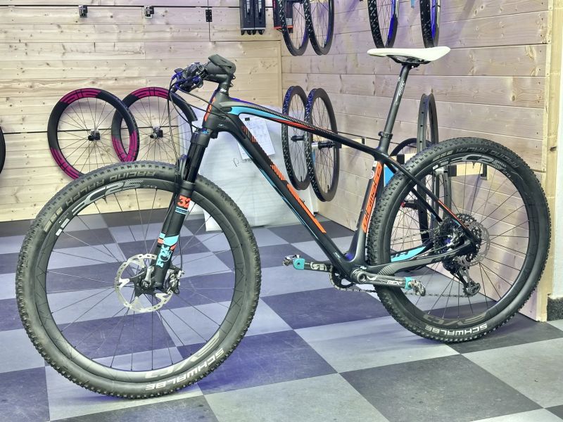 BH Ultimate 29 carbon | vel. M/L | FOX Performance | Rotor REX2 | 10,55 kg