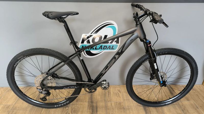MRX Discus 29 ER25 DEORE 1x12 2026 chameleon černý L