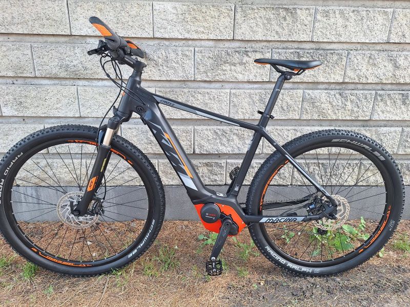 KTM MACINA CROSS 10 CX5