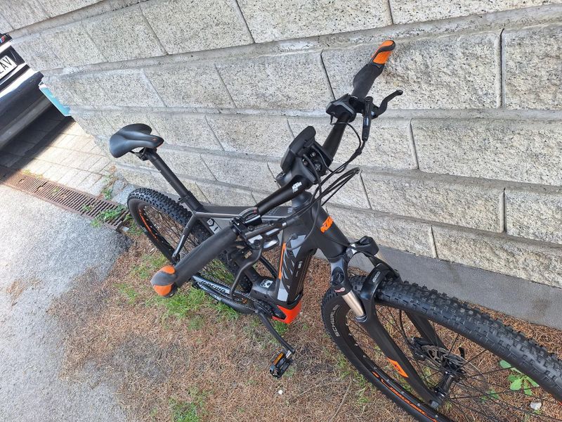 KTM MACINA CROSS 10 CX5