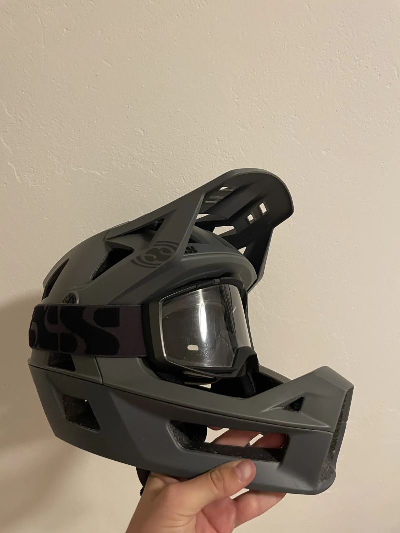 IXS trigger ff